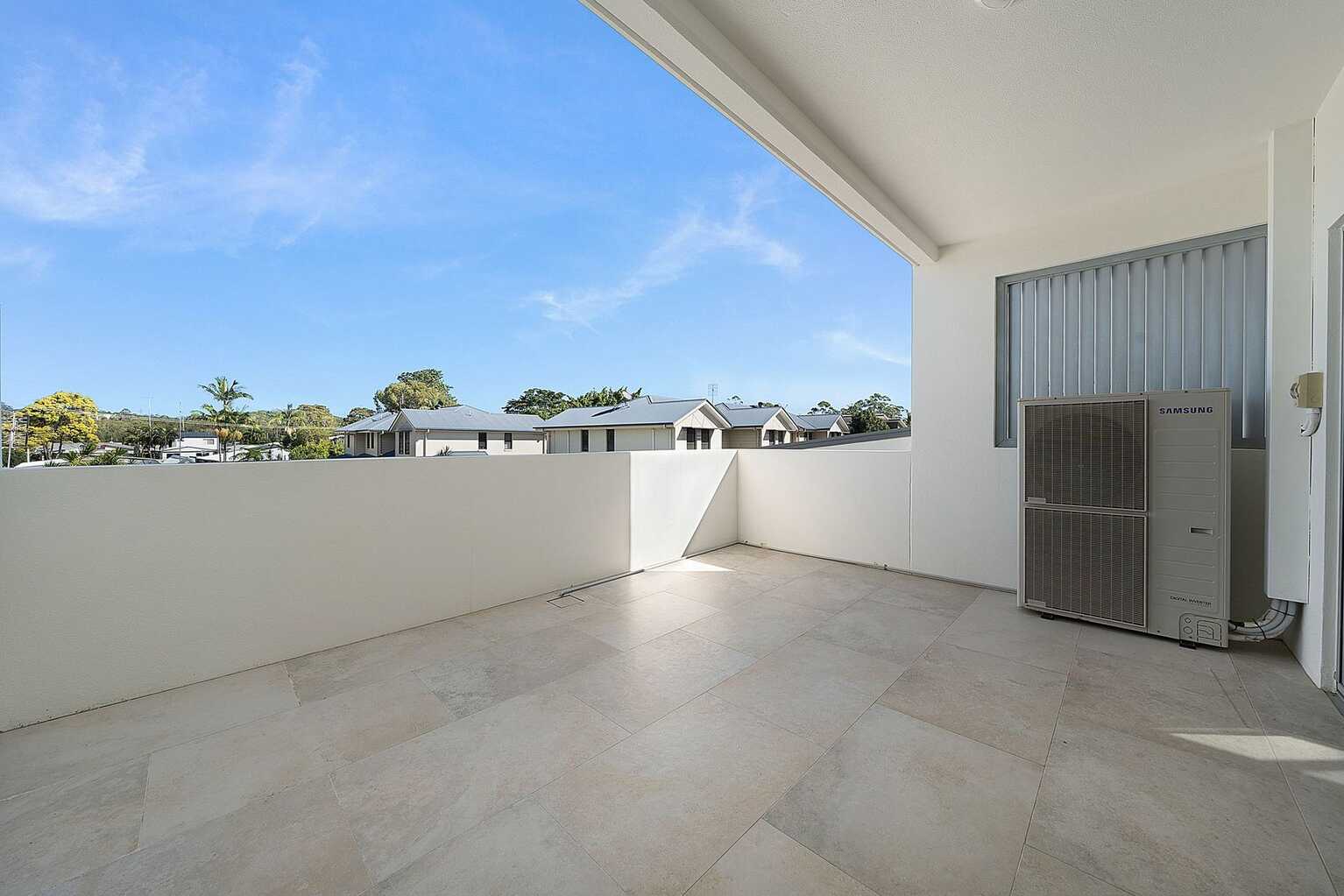 9/299-301 Bradman Avenue Maroochydore